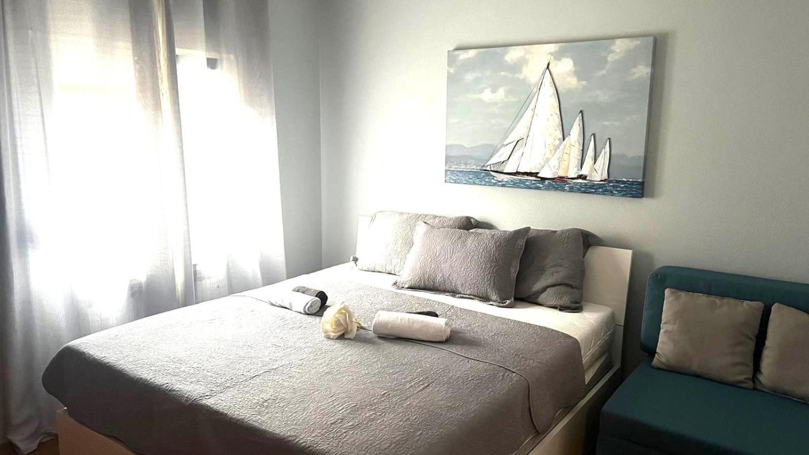 Apartman Nika Sa Jacuzzijem Zara Esterno foto