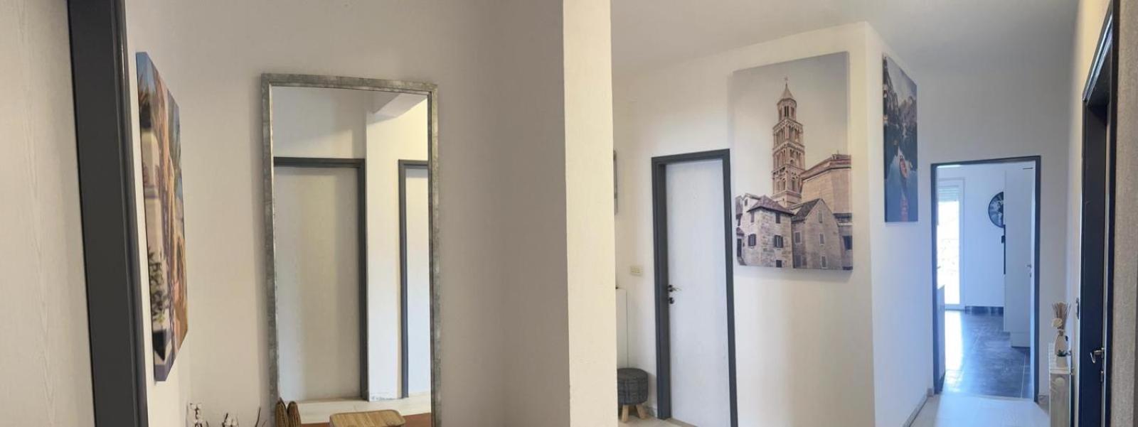 Apartman Nika Sa Jacuzzijem Zara Esterno foto